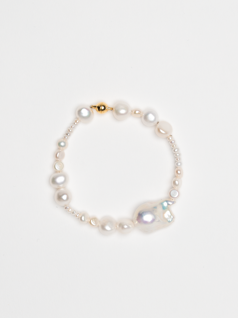 Pearl Bracelet No. 03