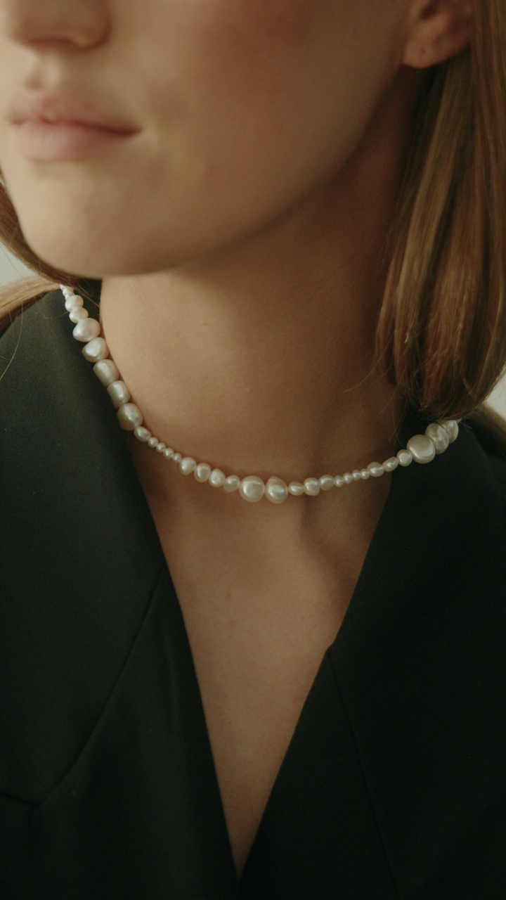 Pearl Necklace No. 01